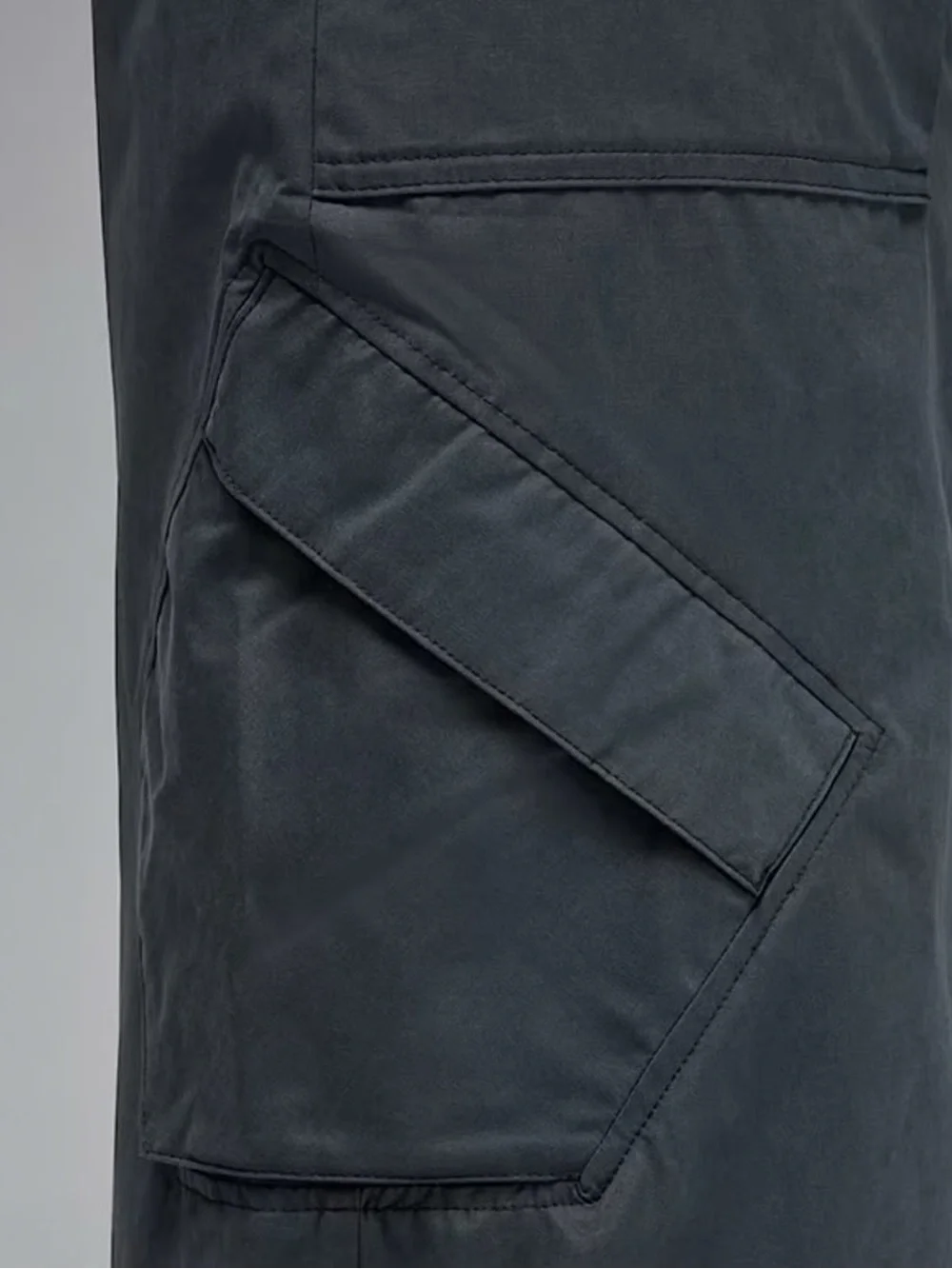 NWT NIKE Jordan Chicago Midi Cargo Zipper Skirt M